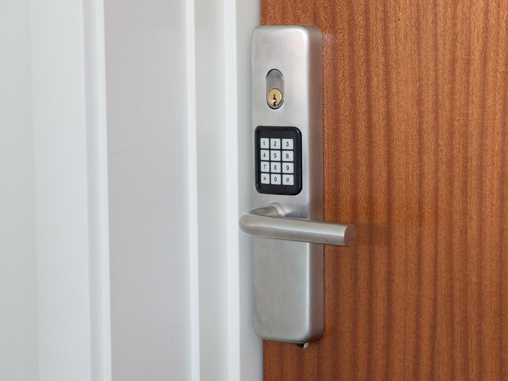 Ronne Hotel Room photo