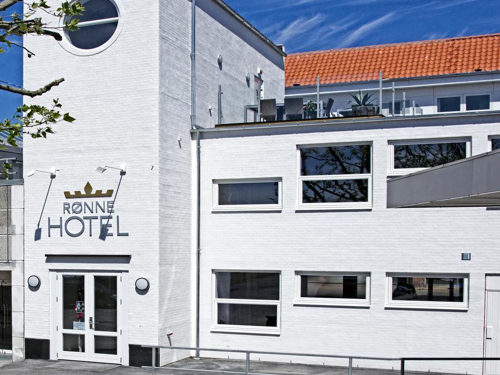 Ronne Hotel Exterior photo
